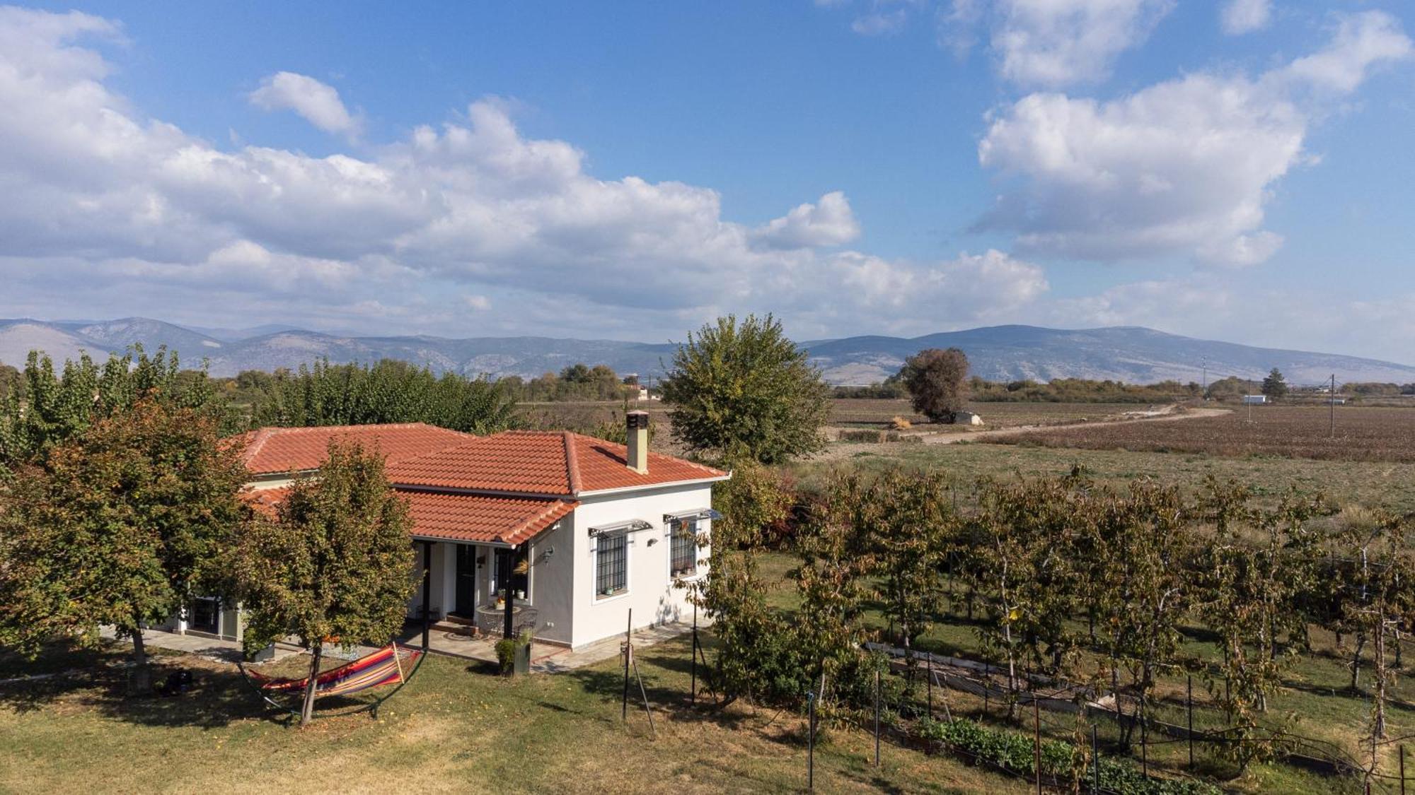 The Hobbit Hole Βίλα Τρίκαλα Εξωτερικό φωτογραφία